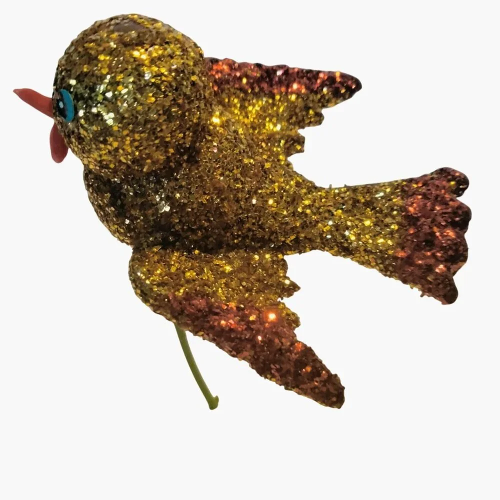 N/A glittery gold
